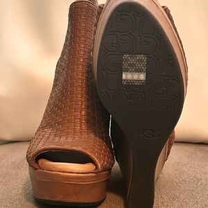 UGG Women's Tan Woven Heeled Boots